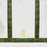 Classic Cosima Tote Off White / Emerald coin detail